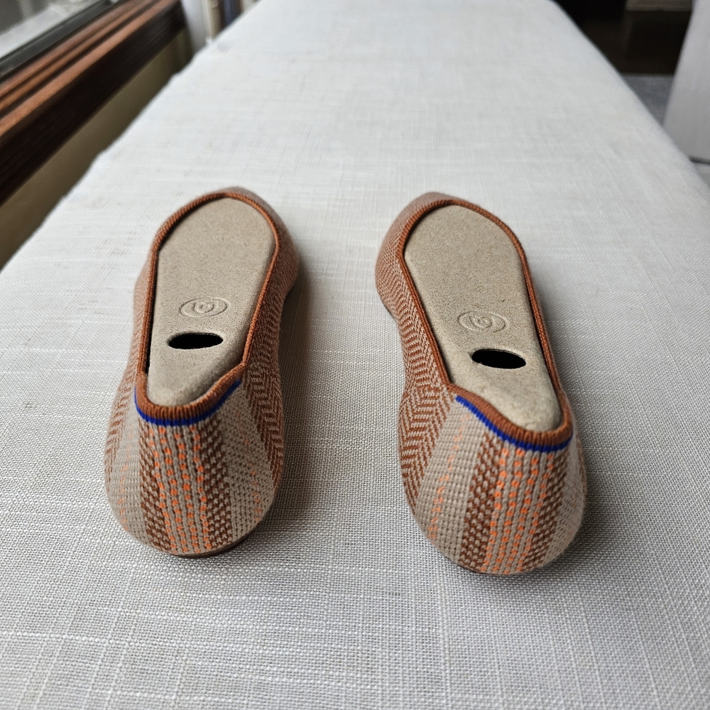 Rothy's Sz 6 Merino Wool Camel Herringbone Points Flats Rothys - Picture 3 of 12